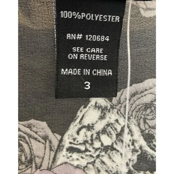 NWT Torrid Shirt Blouse Sheer Black Pink Skulls Roses Size 3 3X New - Picture 3 of 4